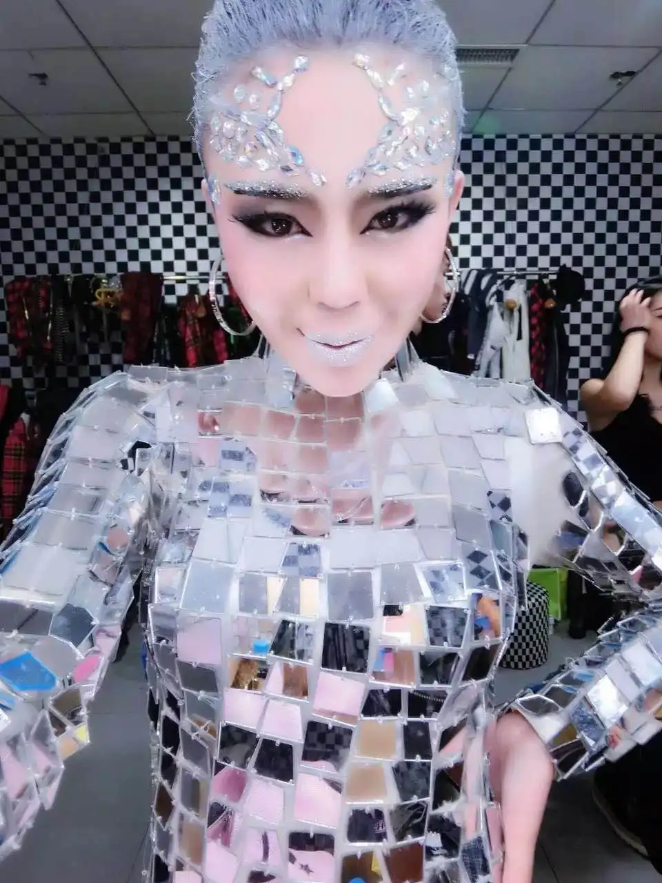 Блестящий зеркальный легкий Цельный боди женский сексуальный серебристый