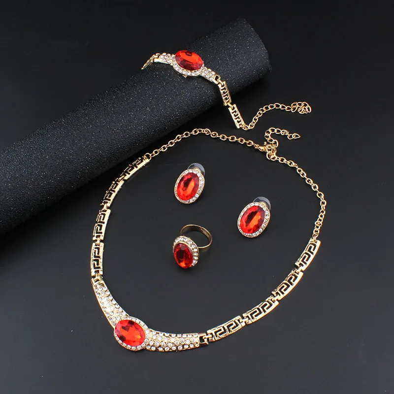 Женский ювелирный комплект из колье и серёг золотистого цвета|jewelry sets for women|bridal