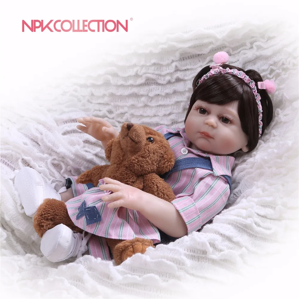 Реалистичная кукла реборн NPKCOLLECTION Мягкая силиконовая подарок для девочек 46 см