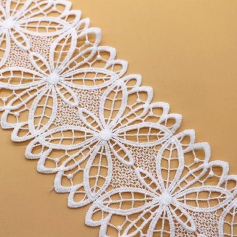 Цветы белые гипюровые 1 ярд отделка жемчугом кружевная лента для шитья украшение