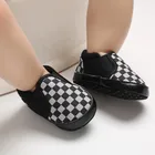 Милая детская обувь для новорожденных мальчиков и девочек 0-18 месяцев; Детская обувь в клетку с мягкой подошвой; Нескользящая обувь для малышей; Удобная обувь для малышей