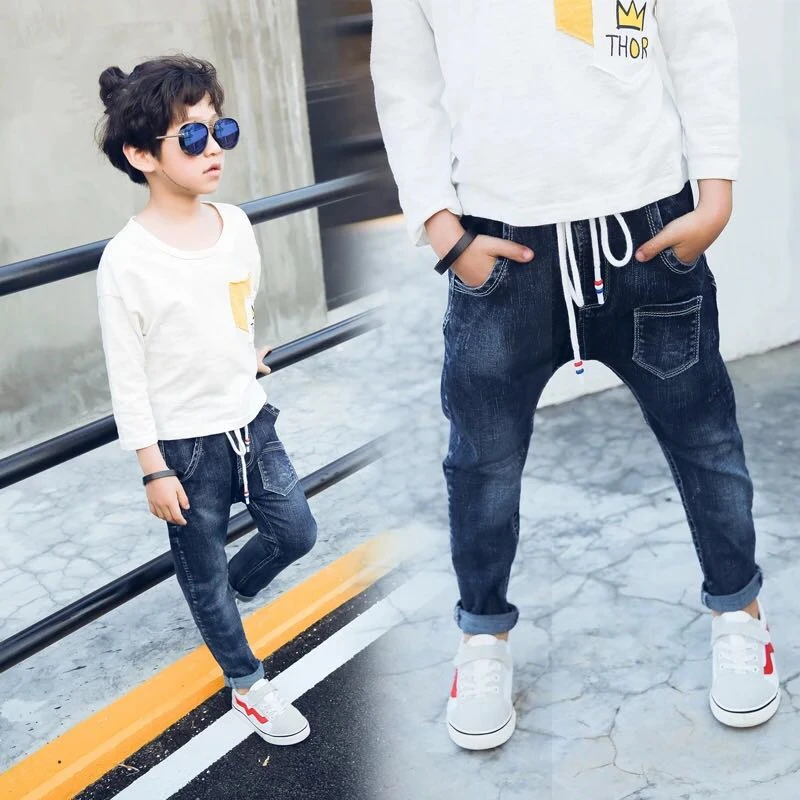 Новые модные детские джинсы новые для мальчиков на весну и осень повседневные