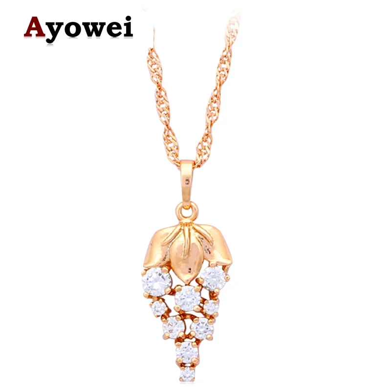 Ожерелье и подвески с фиолетовым кристаллом циркония золотого цвета в виде