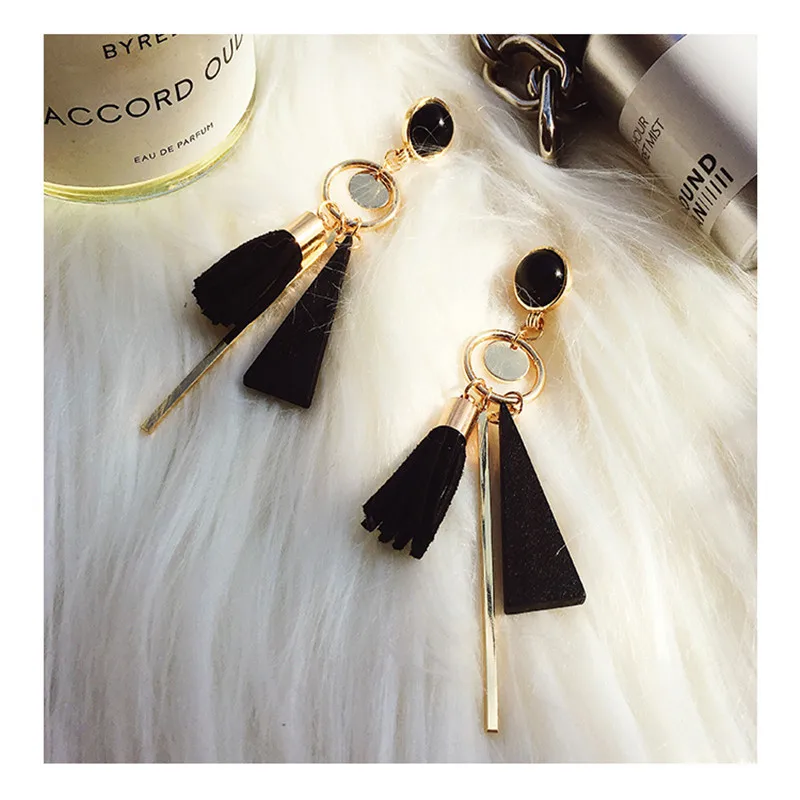 

Korean Version Of The Long Temperament Earrings Female Personality Of The Influx Of People Exaggerated Tassel Pendant Earrings