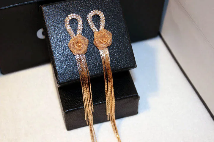 Роскошный преувеличены Ручной Работы Люстра кисточкой серьги со стразами