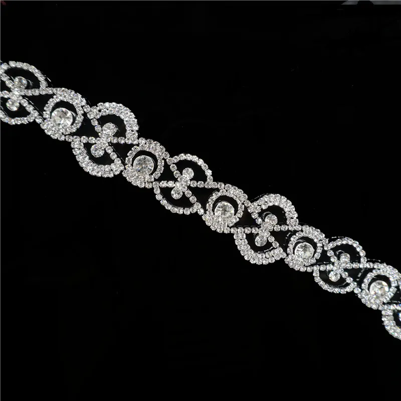 

1 yard 3.5 cm Silver Flower Crystal Rhinestones Applique for Wedding Dress Bags DIY Crafts Sew On Cusack