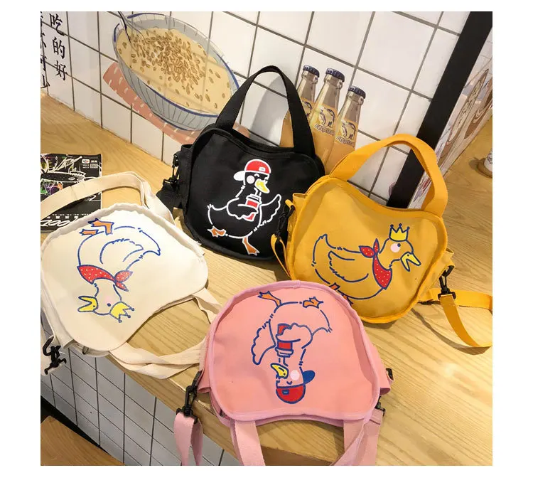 

Women Causal Canvas Bag Female Shoulder Dumpling Bag Ladies Hand Bags Cartoon Chilken Printed Bag Students Zipper Handbag 2019