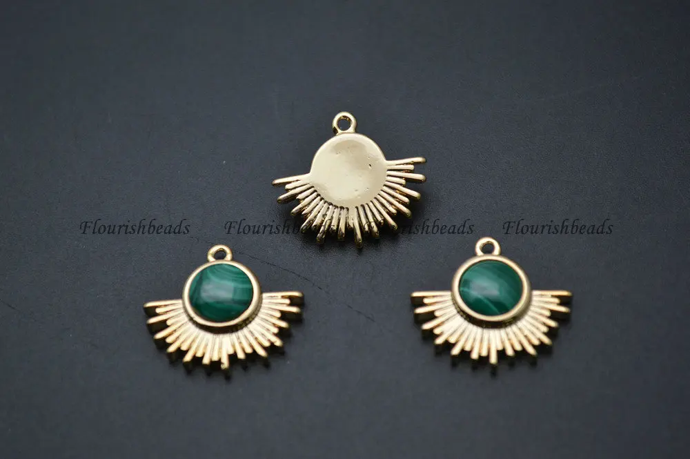 

High Quality Natural Malachite Stone Cabochon Heronsbill Sunflower Shape Charm Pendant