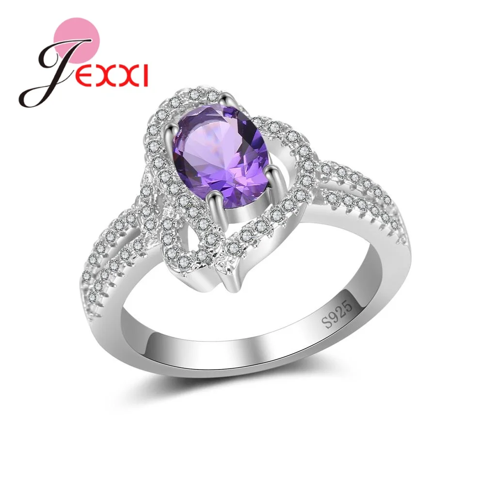 

Женское кольцо из серебра 925 пробы, с фианитом