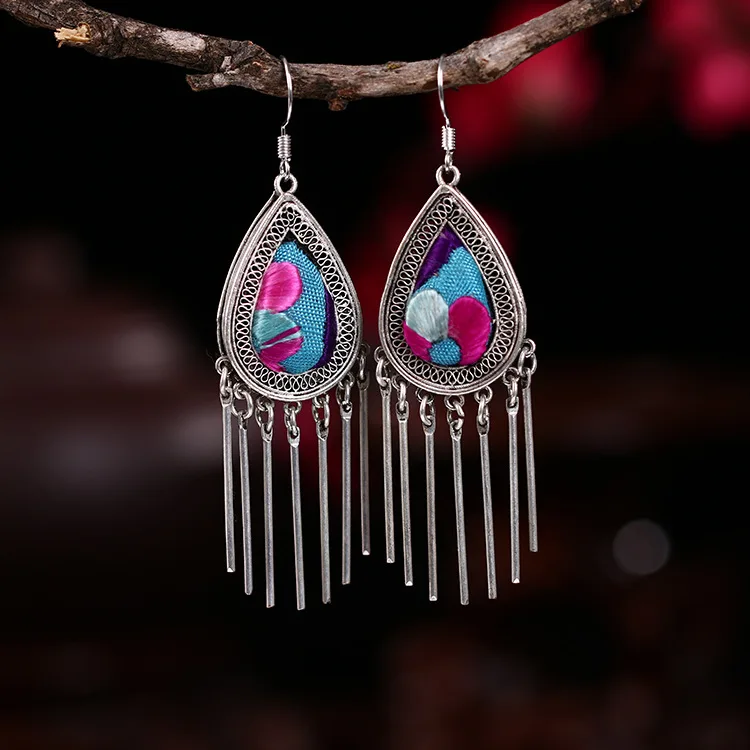 Серьги с бахромой и вышивкой в этническом стиле | Украшения аксессуары