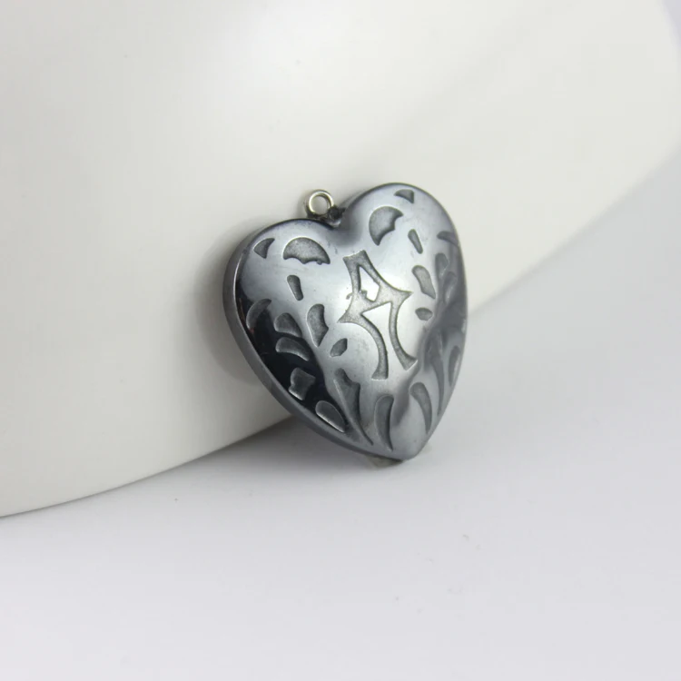Лидер продаж модные аксессуары для подвесок в форме сердца из гематита HP1031 |