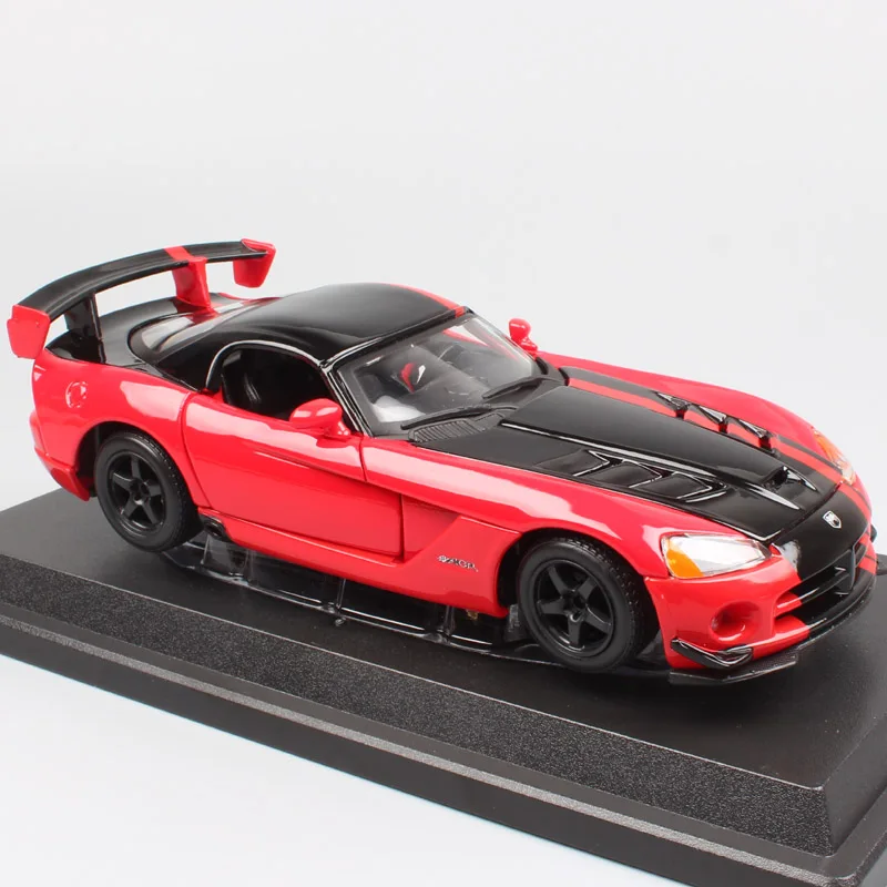 1 24 машинка bburago Dodge Viper SRT 10 ACR racer 2008 Diecasts и транспортных средств модель весов Авто