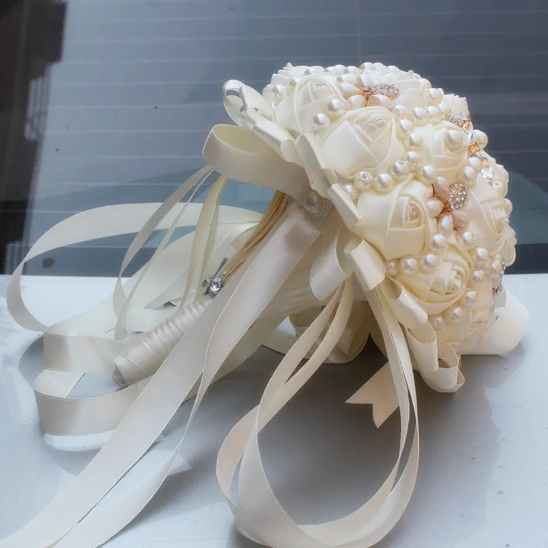 В наличии Потрясающие свадебные цветы Белый Свадебный букет подружки невесты