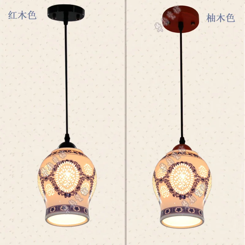 New snapping up blue and white ceramic chandelier antique Chinese wooden lamp bedroom shop decorative single head | Лампы и освещение