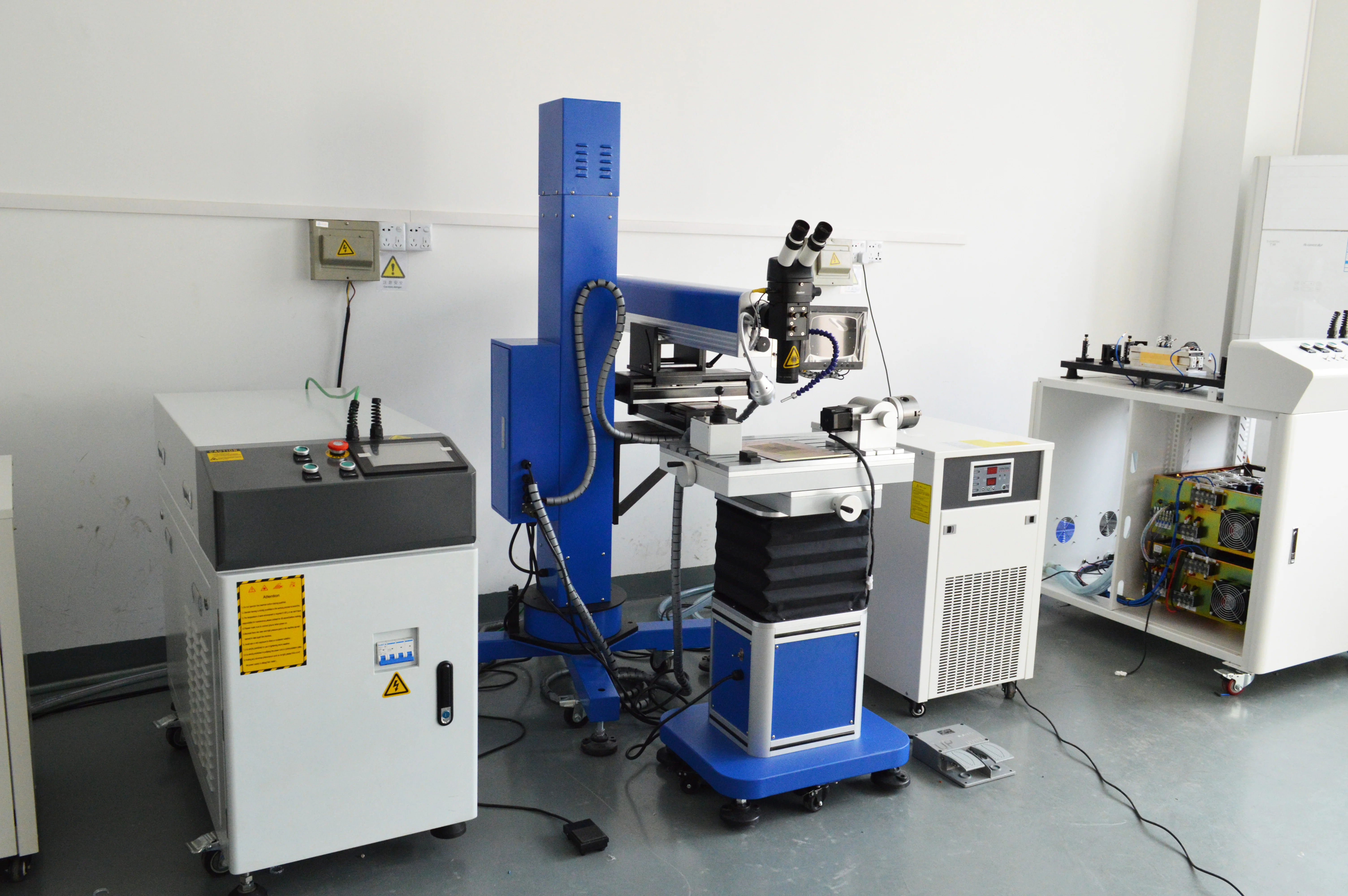 Fast speed 200W desktop mold/mould laser welding machine soldering | Laser Welders