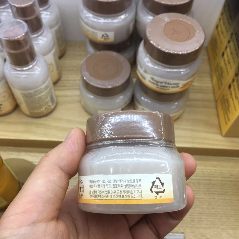 Натуральная кожа Еда Skin food Мёд и маточное молочко укрепляющая кожи для ухода за областью вокруг глаз, а так же 30 г