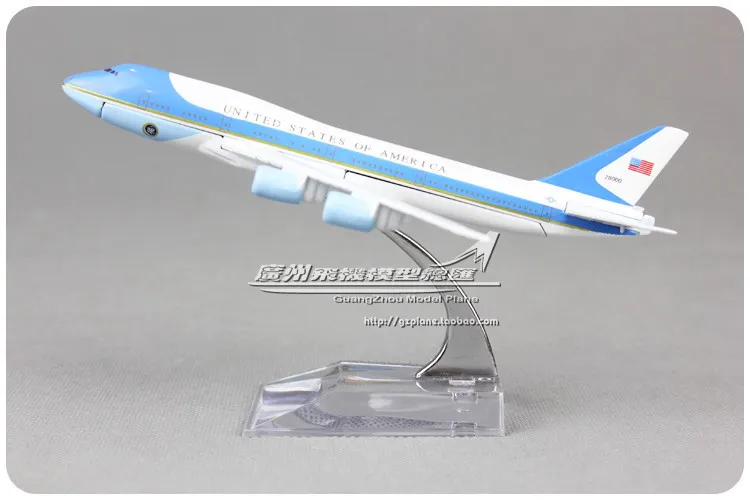 RIAN DAY 1/440 масштабный самолет модель игрушки ВВС один Boeing B747 16 см длина литой