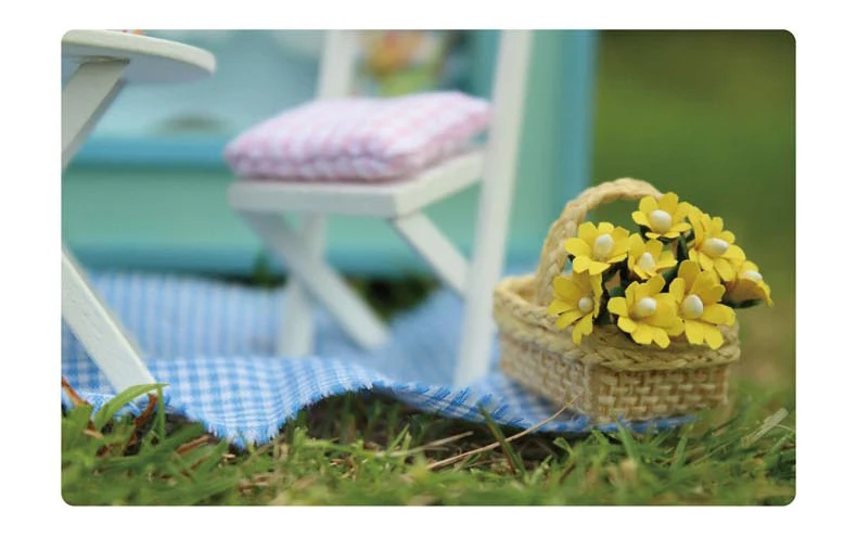 CUTEBEE DIY кукольный домик деревянные кукольные домики Миниатюрный Кукольный дом набор мебели Каса музыка светодиодные игрушки для детей подарок на день рождения K39