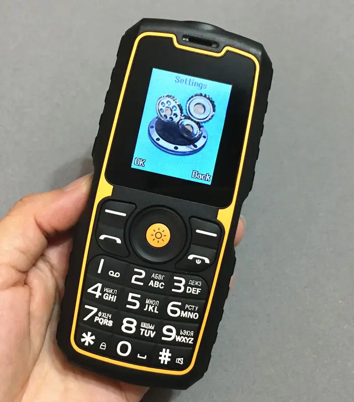 IP67 водонепроницаемый ударопрочный мобильный телефон power bank дешевый китайский мобильный телефон GSM FM русская клавиатура кнопочные телефоны H-mobile