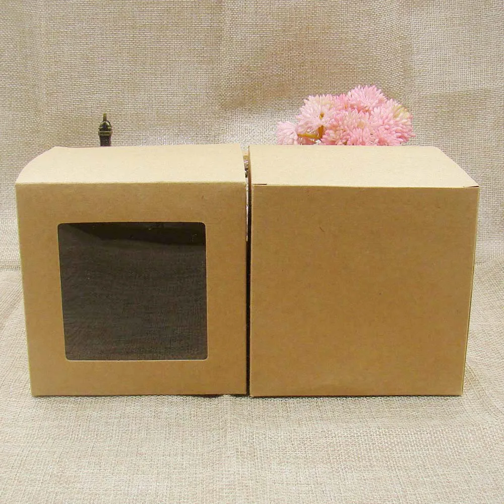 10*10* 10cm30pcs крафт-коричневая Свадебная коробка для конфет с прозрачное ПВХ окошко, Подарочная коробка на день рождения. Свадебные Сувениры Коробка с окошком