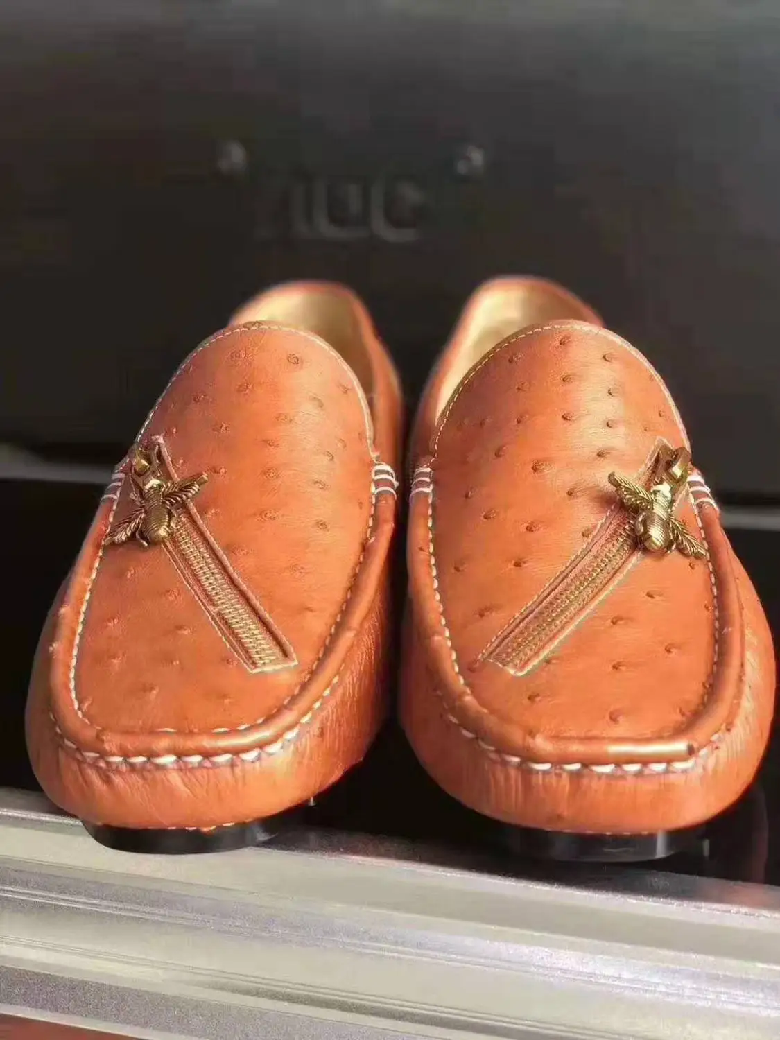 Billig 2019 Neu Top Qualität Echten Straußen Haut Männer Schuh Freizeit Flache Schuh Orange Farbe Strauß Haut Männer Sneaker Mit Kuh Futter
