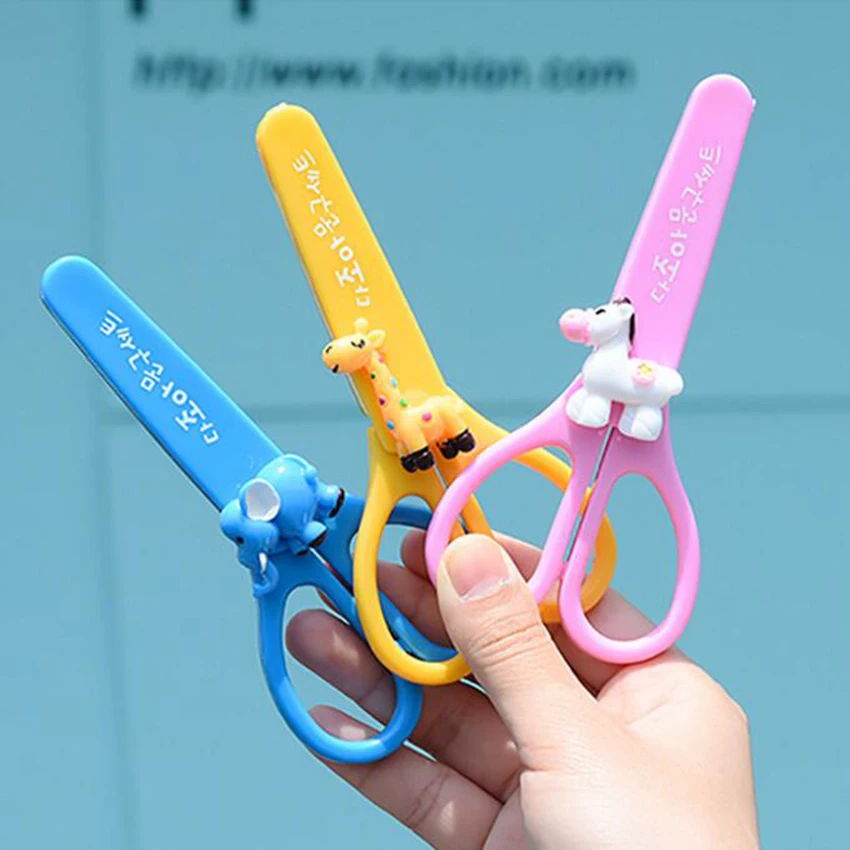 1 шт. Детская одежда с принтом мультяшных голов безопасные ножницы пластиковой