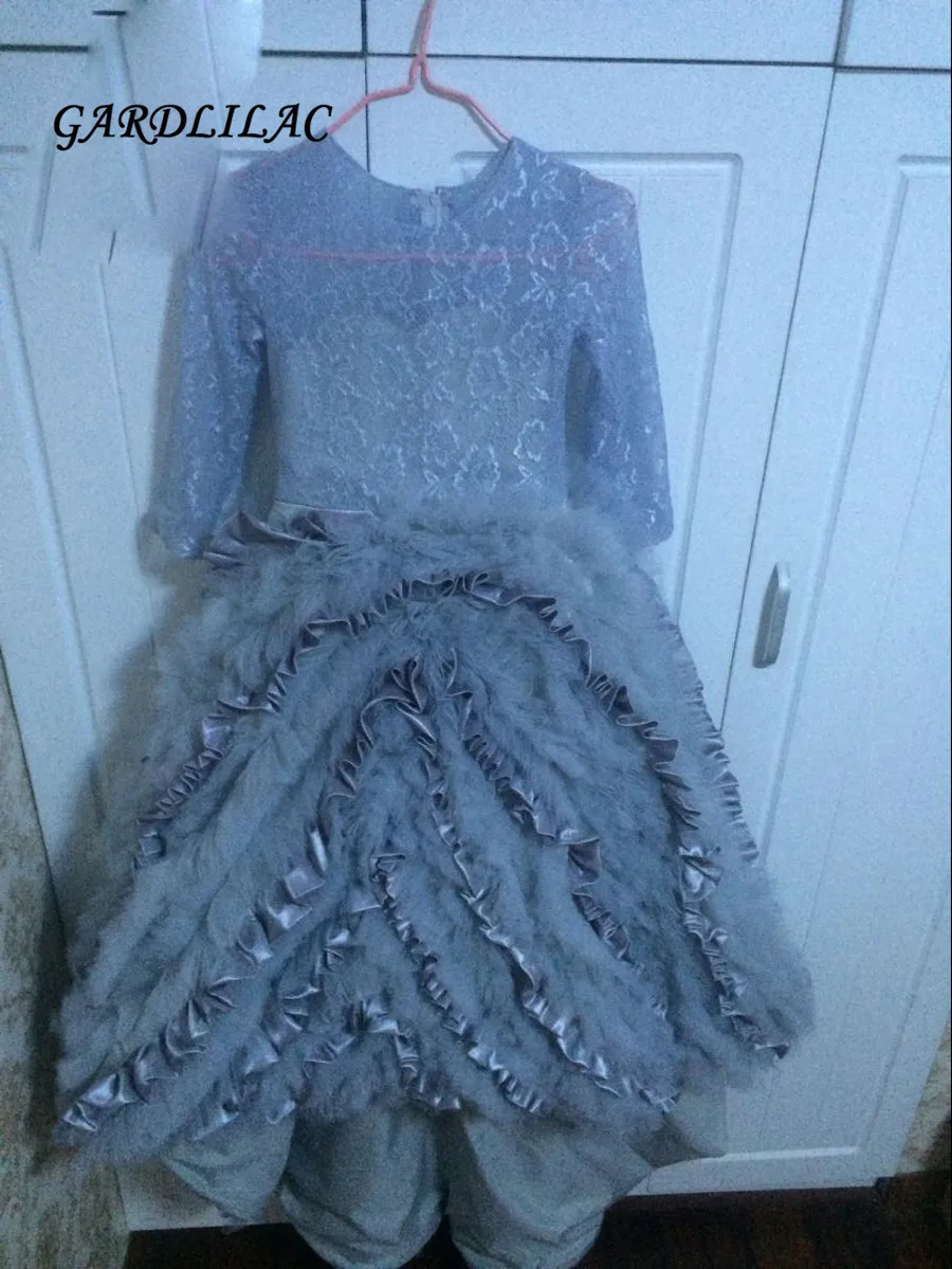 

2018 Romantic Gray Puffy Lace Flower Girl Dress for Weddings Lace Girls Party Communion Dress Pageant Gown