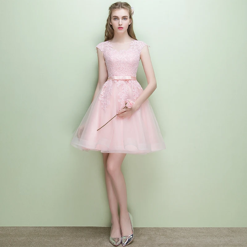 Женское вечернее платье розовое элегантное с круглым вырезом и аппликацией для