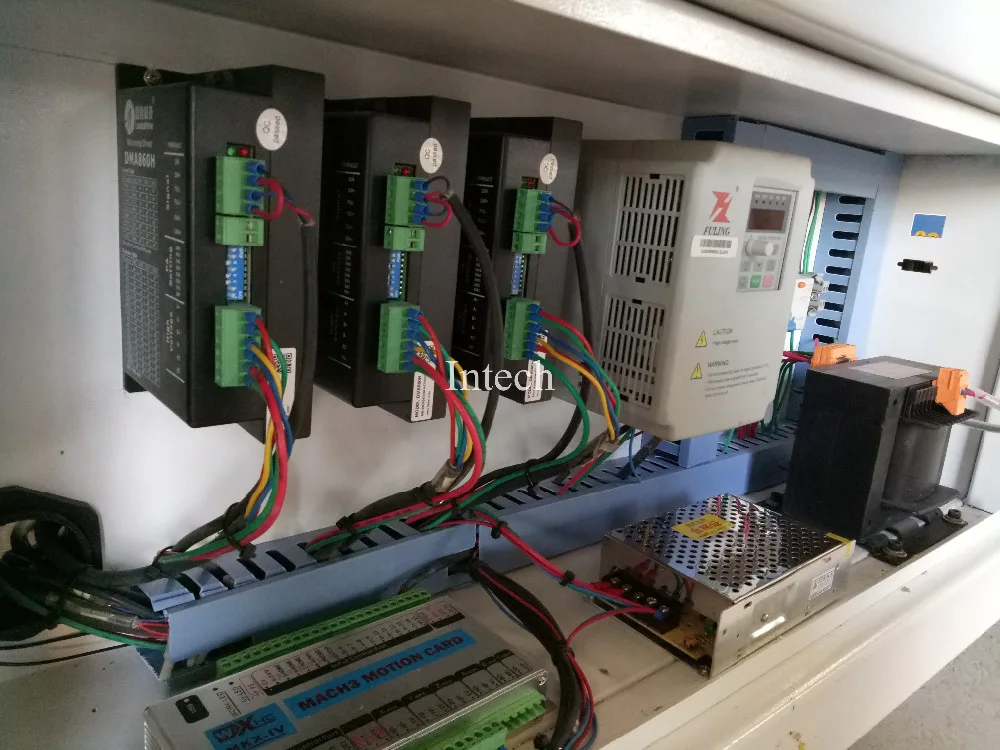 Лидер продаж LFG1218 cnc машина для резки акрила в Лахоре Пакистан ПВХ печатных плат
