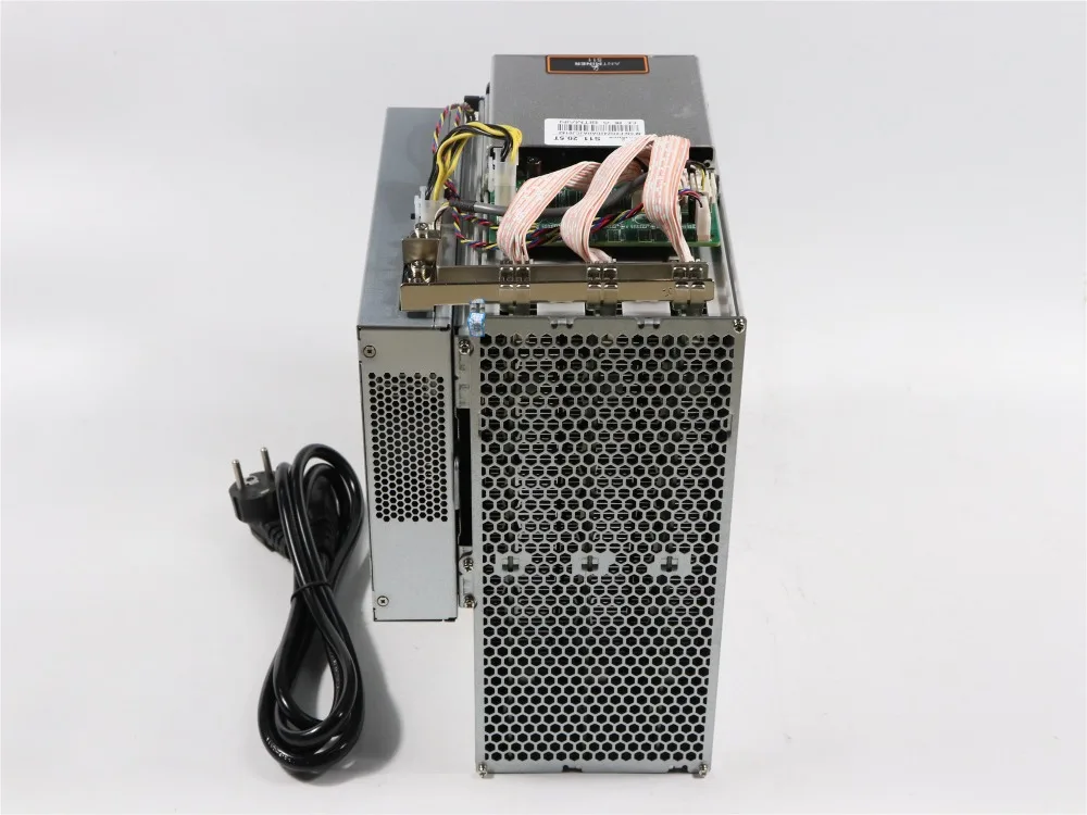 Б/у BTC BCH 7nm Asic Miner AntMiner S15 28T SHA256 Майнер лучше, чем BITMAIN S9 S9j Z9 WhatsMiner M3 M10