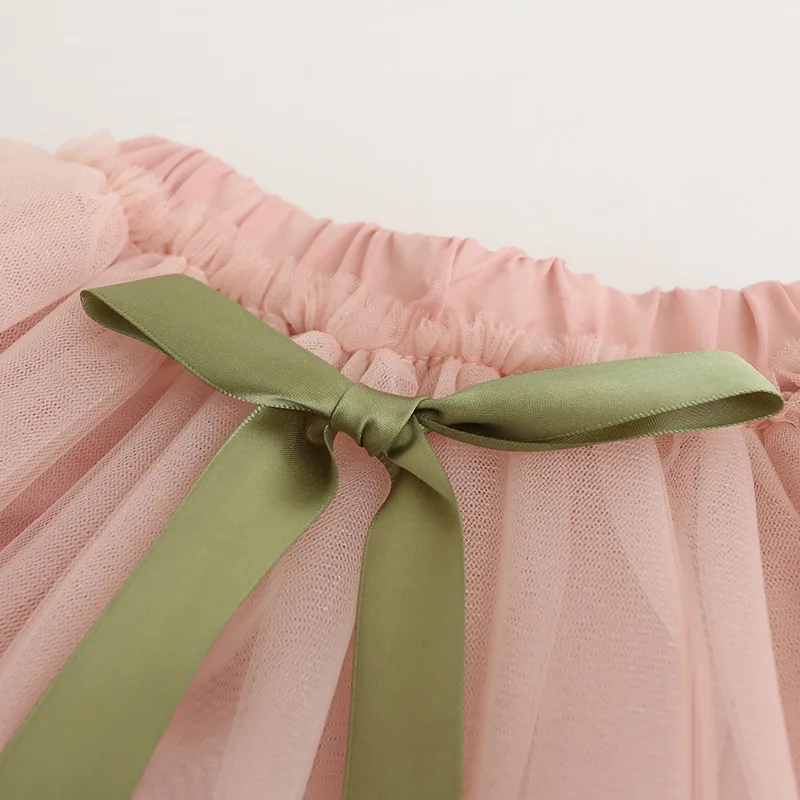 Весна и новые летние Модная одежда для детей Детская мода Обувь девочек Изделие