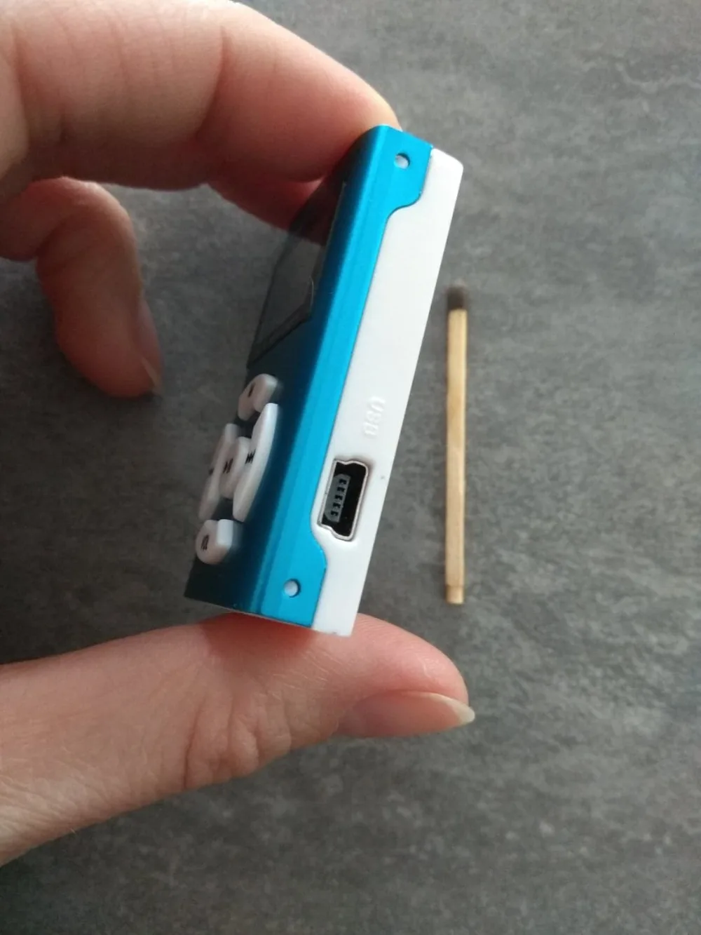 Портативный USB мини MP3 плеер ЖК-экран Поддержка Micro SD TF карта со спортивным дизайном 30JUL0