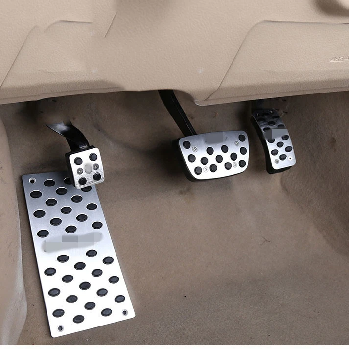 

Luhuezu Aluminium Alloy Brake Pedals Cover For Toyota Sienna AT Accessories 2012 2013 2014 2015 2016 2017