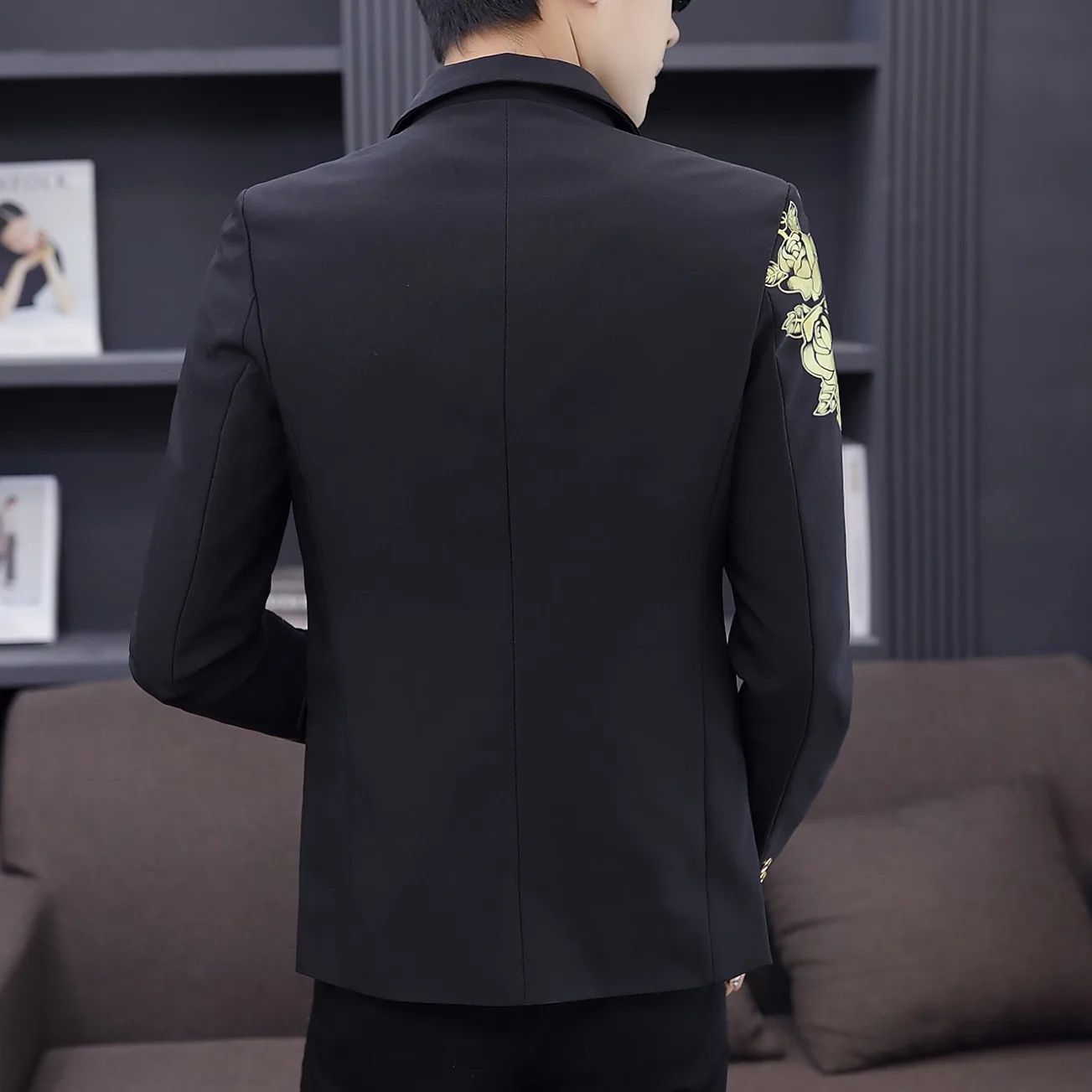 Одежда новинка 2019 костюм на одной пуговице повседневные мужские блейзеры белого