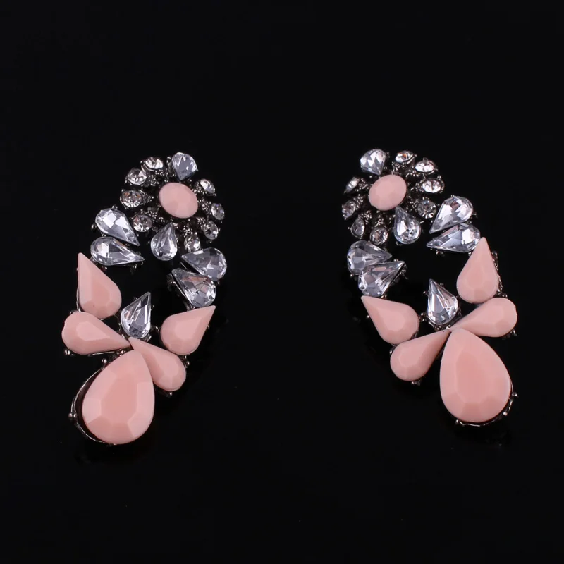 4 Цвета Новое поступление симметричные цветочные серьги со стразами Boho