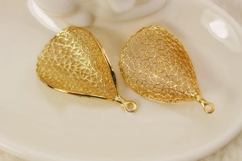 DIY европейской моды Шарм подарки полые листья Подвески Металлические для