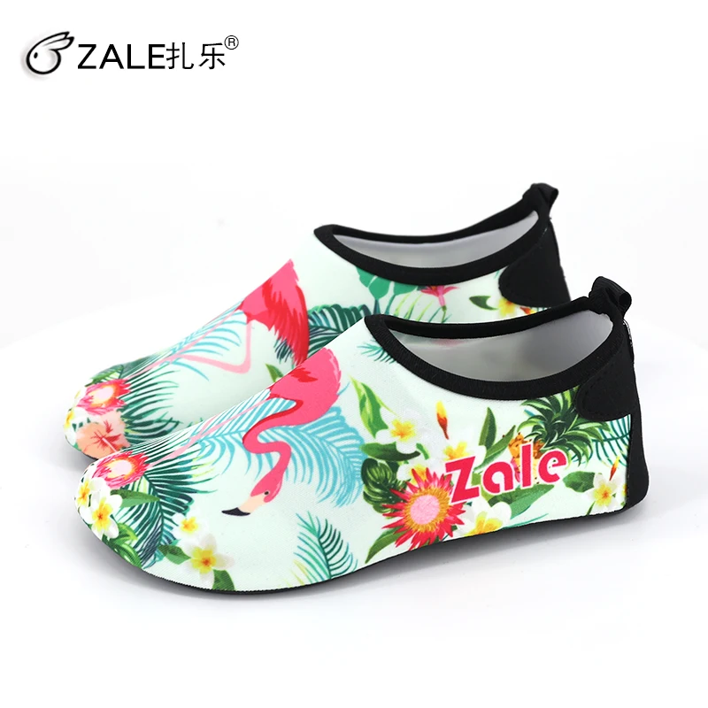 Zale Swimming Water Sports Shoes Christmas Gift Flamingo Kids Beach Camping Flat Soft Walking Sneakers Zapatos De Mujer |