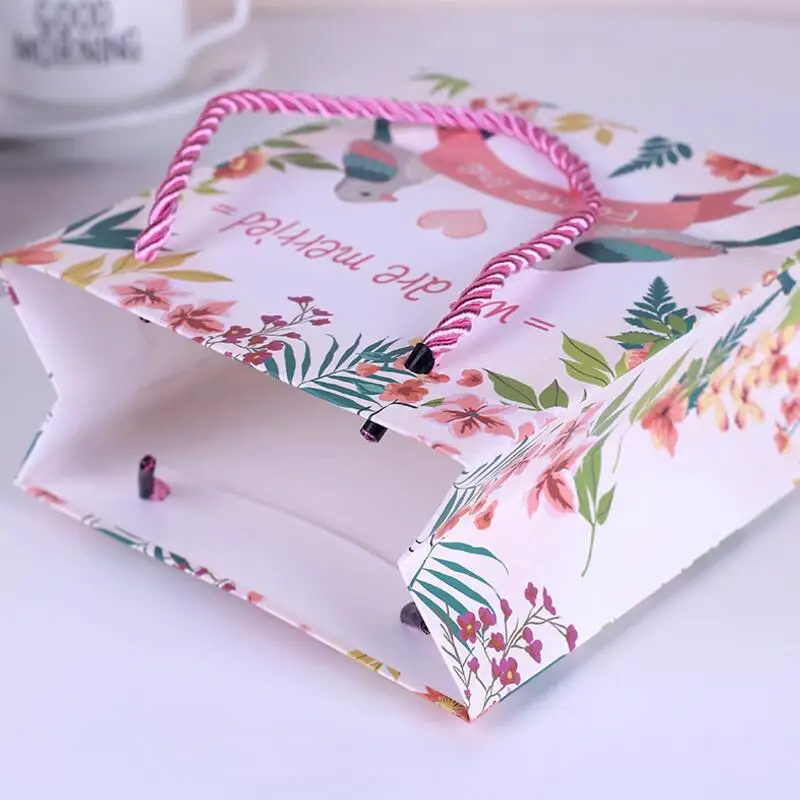 

10pcs/lot Wedding Favor Handbag Wedding Candy Box Casamento Engagement Sweet Gifts Bags Event & Party Supplies