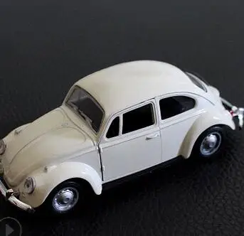 Модель 2018 года модель автомобиля из сплава розовая фотосессия автомобиль в стиле