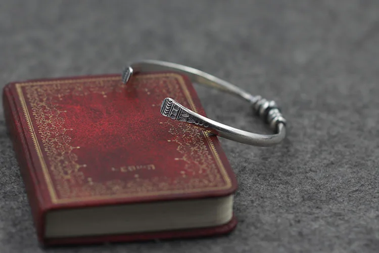 Браслет ручной работы с серебряными бусинами в чиангмай Таиланд маленький узор