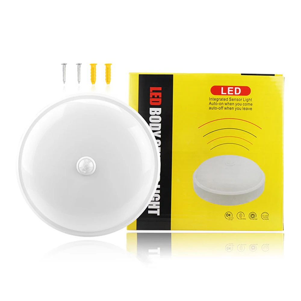 Светодиодный влагозащищенный настенный светильник с датчиком движения 15 Вт 20
