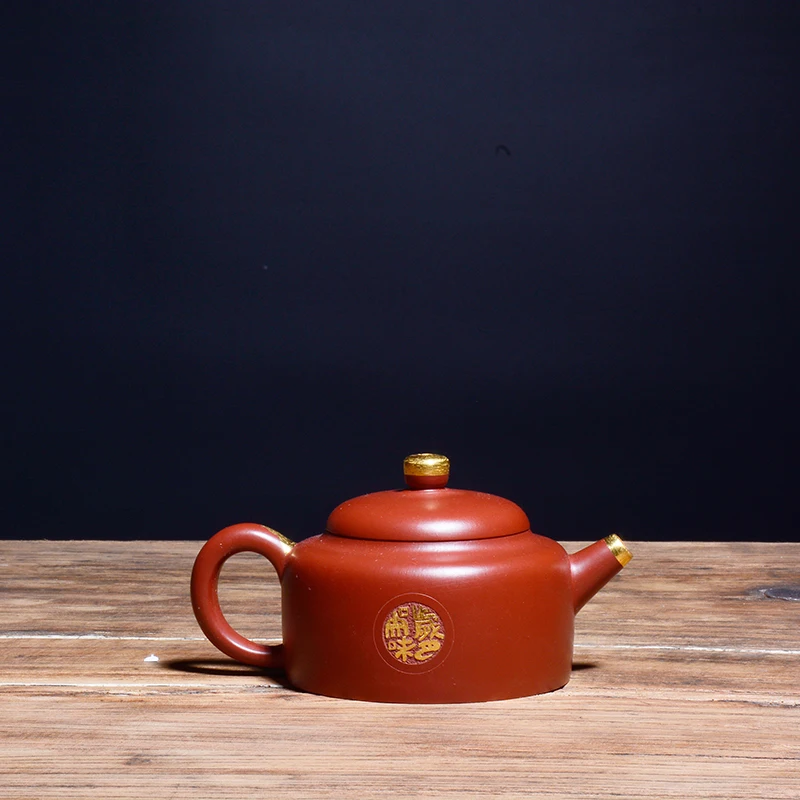 

Yixing famous pure handmade purple clay teapot chinese Kung Fu Zisha tea kettle Zhu mud painted gold special Free Shipping 220ml