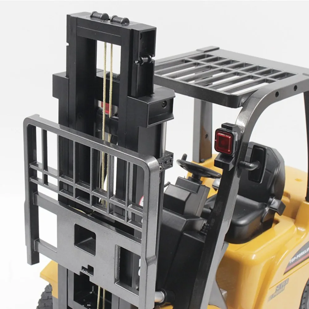 HUINA TOYS 1577 1/10 8CH Сплав RC Автопогрузчик Автокран Грузовик строительство игрушечная машинка со звуковым светом верстак Лифт RTR