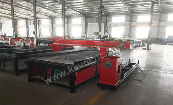 Металлические трубы листового металла CNC станок плазменной резки с китайским Huayuan плазменный генератор