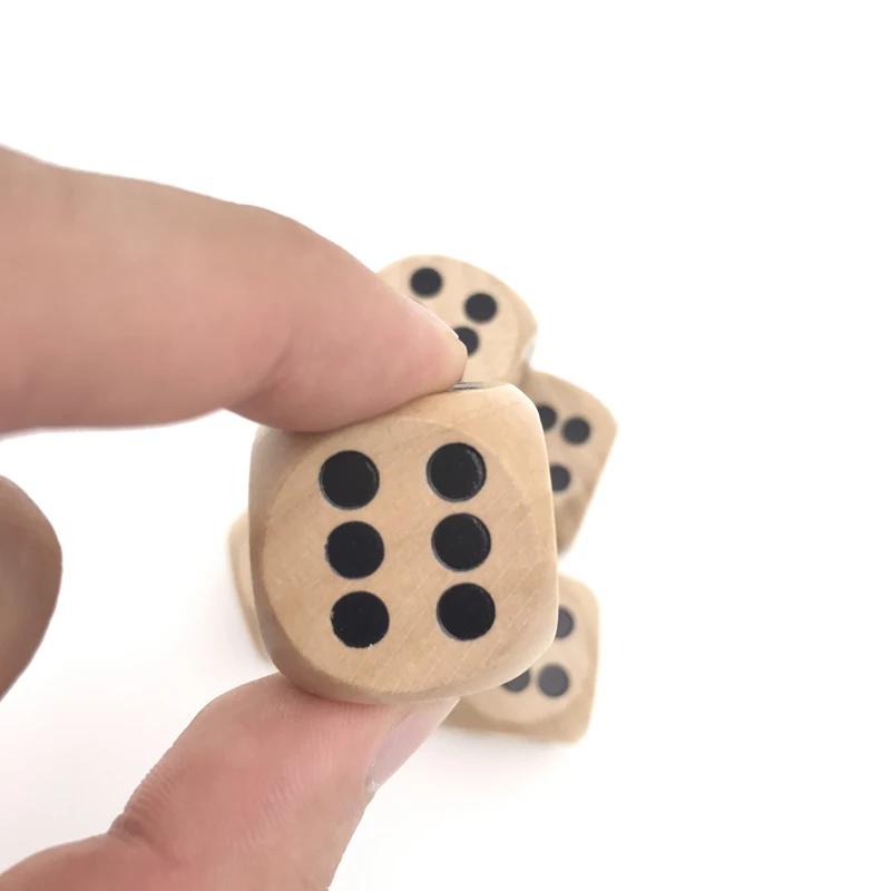 8 Pcs/Lots High quality 25mm Woodiness Drinking Dice Solid Wood Puzzle Children Interesting Teaching Set Wholesale qenueson|drinking dice|dice