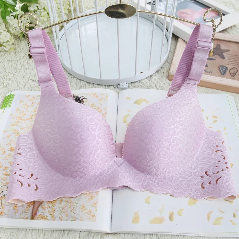 Sexy Deep V Cup Bras For Women Push Up Lingerie Seamless Bra Wireless Bralette Intimates Female Underwear 85c 90c 95c 100c 105c
