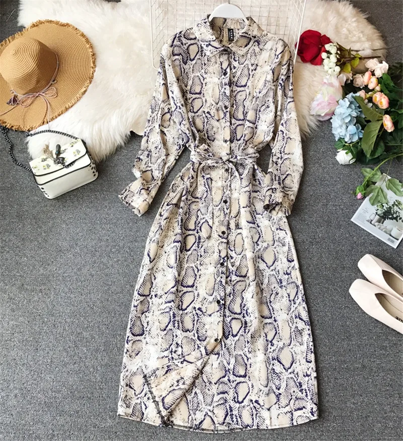 

Sexy Vintage Leopard Printed Shirt Dress 2019 Women Spring Long Sleeve Pleated Long Dress Loose Casual Dress