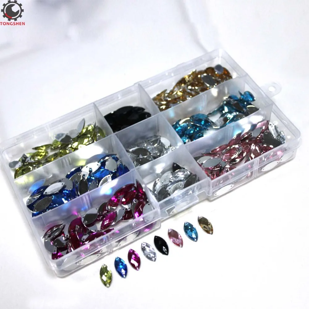 

8Color 390pcs Sew On Rhinestones Crystal Acrylic Sewing Rhinestones Flatback Acrylic Sew On Stones Spacer button for DIY Garment