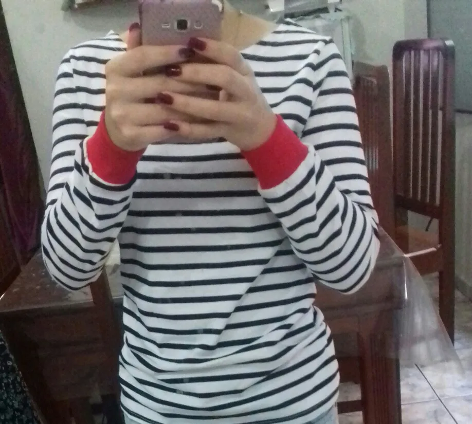 Лидер продаж женские белого и синего цвета в полоску Женщины Top o-образным вырезом