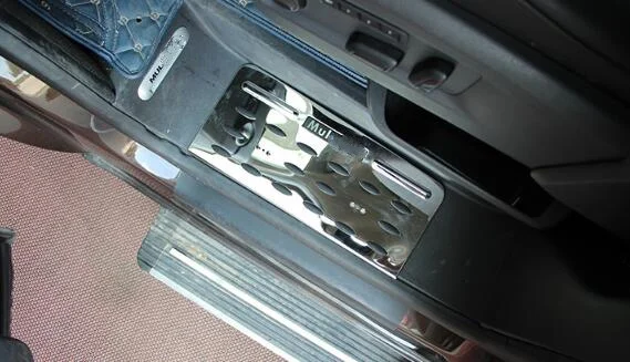 Stainless steel car door sills scuff plate pedal protection with Skid resistant particles for Volkswagen T5/T6 2015-2019 | Автомобили и